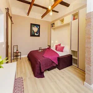 Vicky's Luxury Apartamento